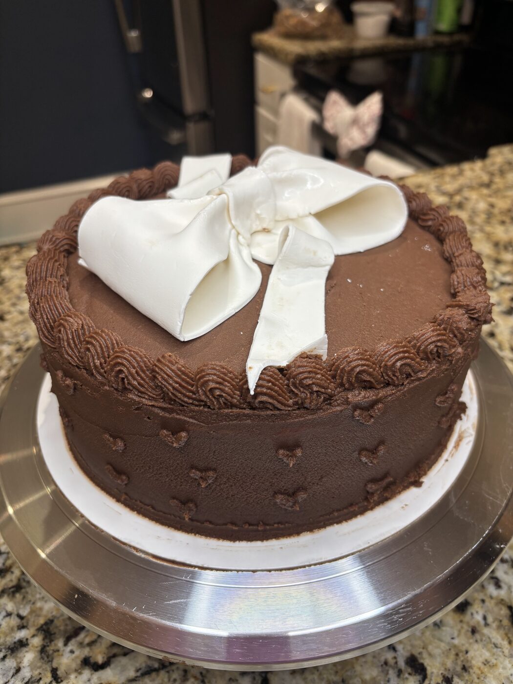 Chocolate bow cake